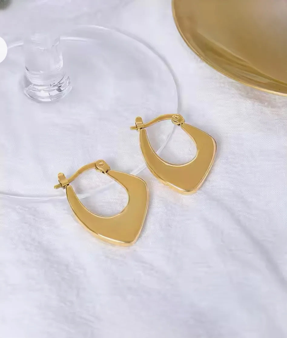 Uworld Chunky Earrings